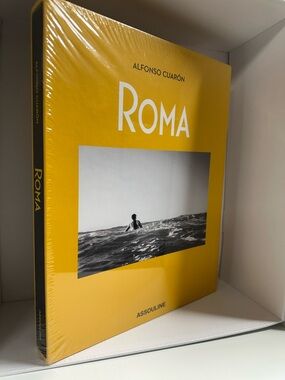 Roma (A movie by Alfonso Cuaron) - ASSOULINE